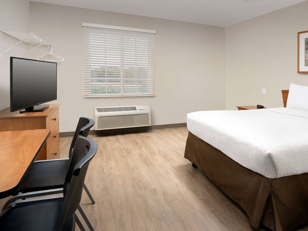 Woodspring Suites Huntsville/ Madison Room photo